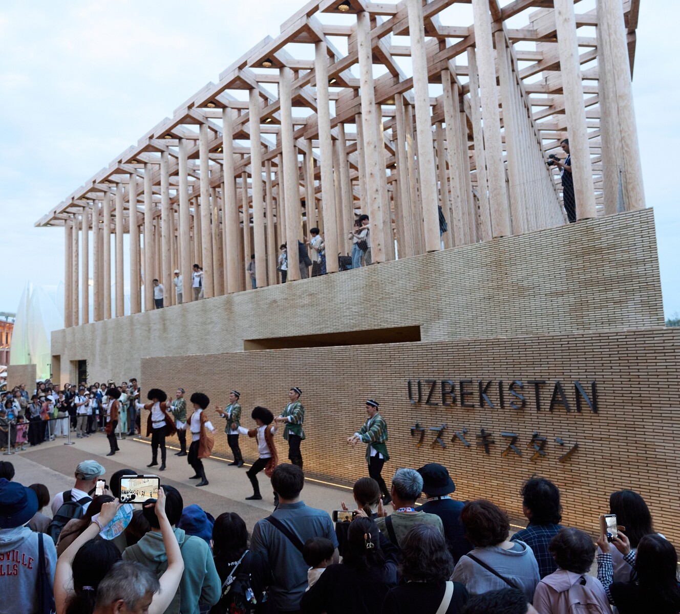 dance-speaking-the-language-of-the-nation-uzbekistan-at-expo-20252